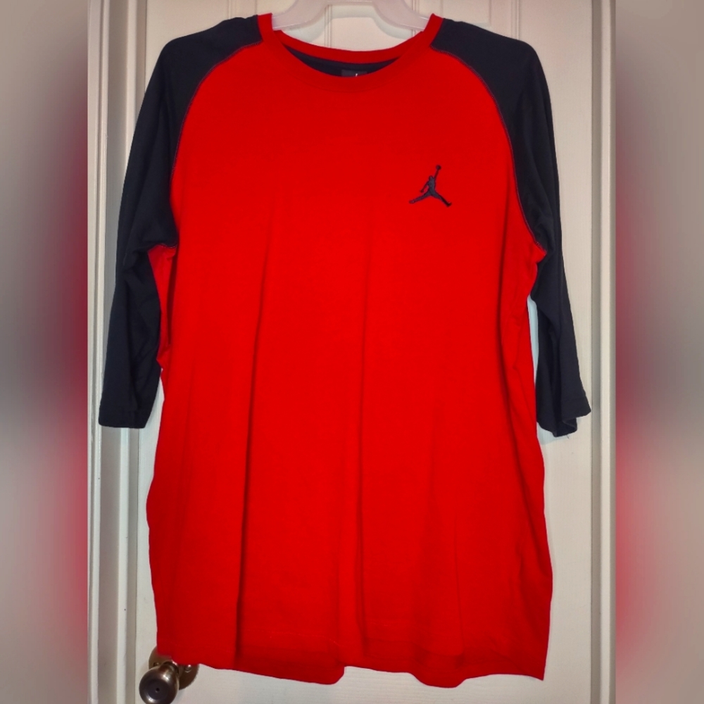 Jordan raglan